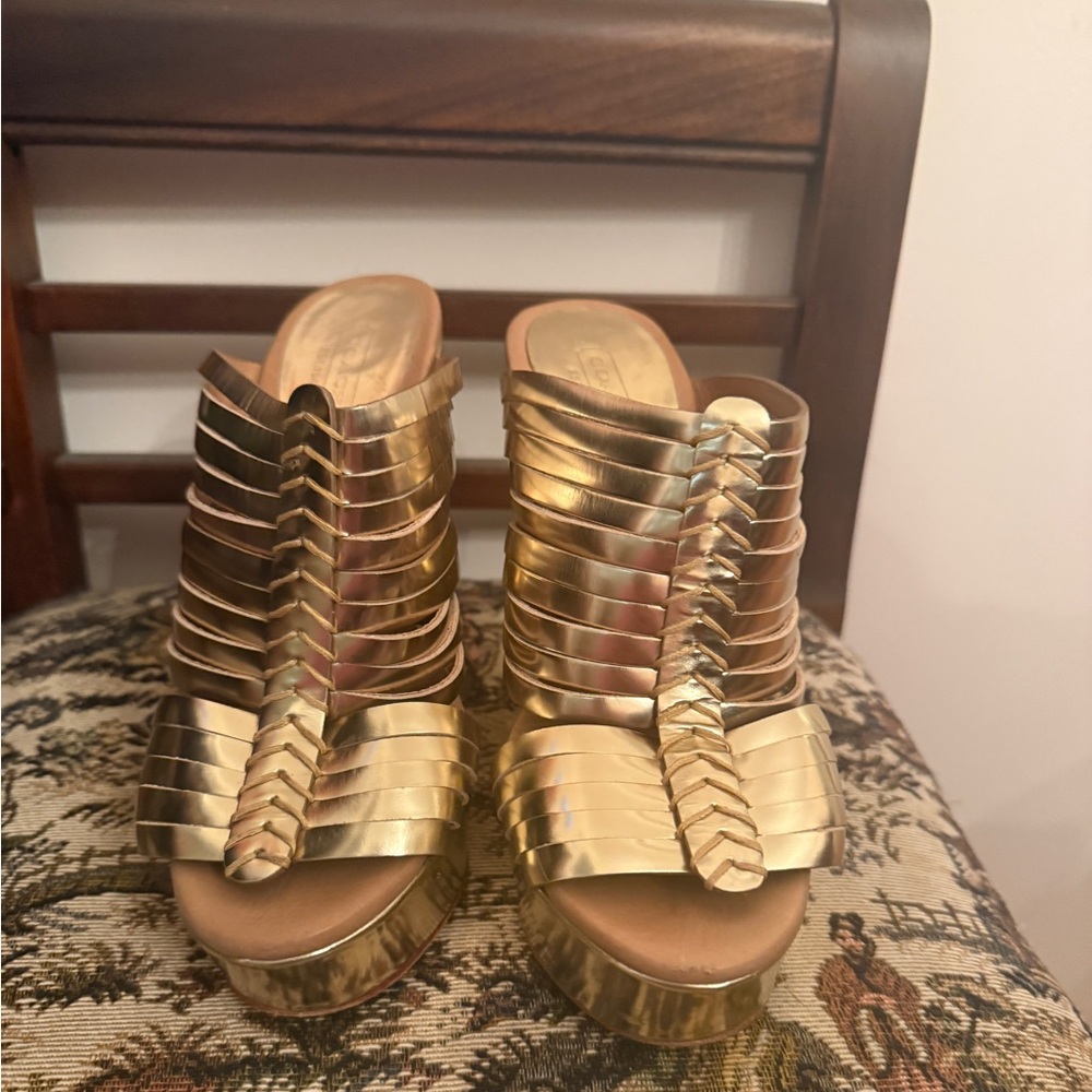 Coach Bristol Gold Mirror Metallic Wedge Sandals Size 7B - Picture 9 of 15
